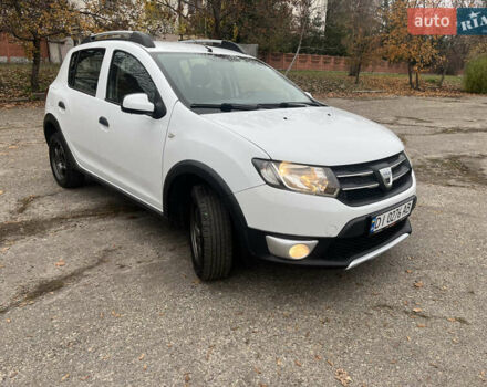 Белый Дачия Sandero StepWay, объемом двигателя 0.9 л и пробегом 217 тыс. км за 5500 $, фото 8 на Automoto.ua