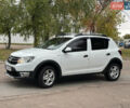 Белый Дачия Sandero StepWay, объемом двигателя 0.9 л и пробегом 212 тыс. км за 6850 $, фото 1 на Automoto.ua