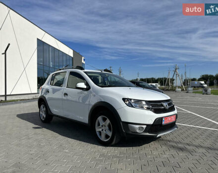 Белый Дачия Sandero StepWay, объемом двигателя 0.9 л и пробегом 171 тыс. км за 6800 $, фото 19 на Automoto.ua