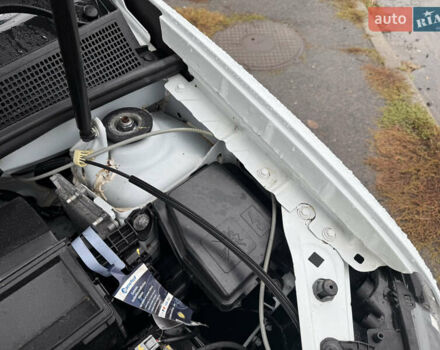 Дачия Sandero StepWay 2015 в Нововолынск на Automoto.ua Белый Дачия Sandero StepWay, объемом двигателя 0.9 л и пробегом 190 тыс. км за 6800 $, фото 23 на Automoto.ua