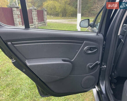 Дачия Sandero StepWay 2009 в Дубно на Automoto.ua Черный Дачия Sandero StepWay, объемом двигателя 1.6 л и пробегом 221 тыс. км за 6500 $, фото 10 на Automoto.ua