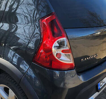 Дачия Sandero StepWay 2011 в Стрые на Automoto.ua Черный Дачия Sandero StepWay, объемом двигателя 1.6 л и пробегом 131 тыс. км за 6990 $, фото 25 на Automoto.ua