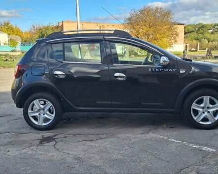 Черный Дачия Sandero StepWay, объемом двигателя 1.5 л и пробегом 184 тыс. км за 8300 $, фото 5 на Automoto.ua