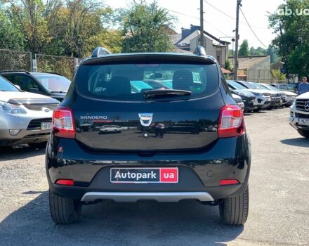 Черный Дачия Sandero StepWay, объемом двигателя 0.9 л и пробегом 211 тыс. км за 8180 $, фото 5 на Automoto.ua
