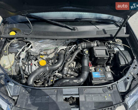 Черный Дачия Sandero StepWay, объемом двигателя 0.9 л и пробегом 73 тыс. км за 8400 $, фото 15 на Automoto.ua