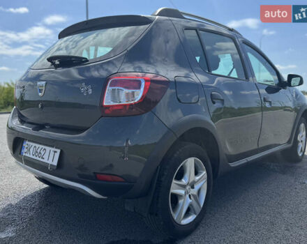 Черный Дачия Sandero StepWay, объемом двигателя 0.9 л и пробегом 73 тыс. км за 8400 $, фото 25 на Automoto.ua
