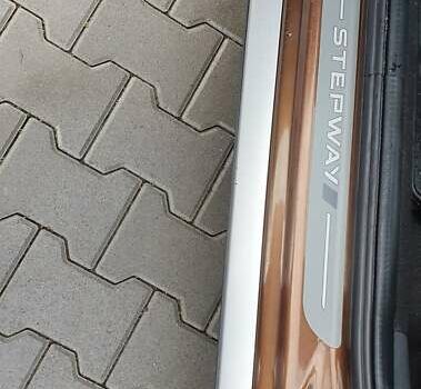 Коричневый Дачия Sandero StepWay, объемом двигателя 1.6 л и пробегом 164 тыс. км за 6850 $, фото 34 на Automoto.ua