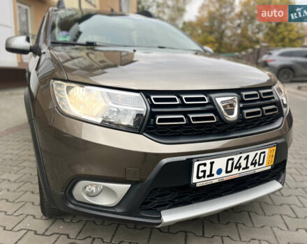 Дачия Sandero StepWay 2017 в Луцке на Automoto.ua Коричневый Дачия Sandero StepWay, объемом двигателя 0.9 л и пробегом 137 тыс. км за 8699 $, фото 12 на Automoto.ua