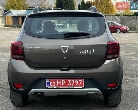 Коричневый Дачия Sandero StepWay, объемом двигателя 0.9 л и пробегом 137 тыс. км за 8699 $, фото 5 на Automoto.ua