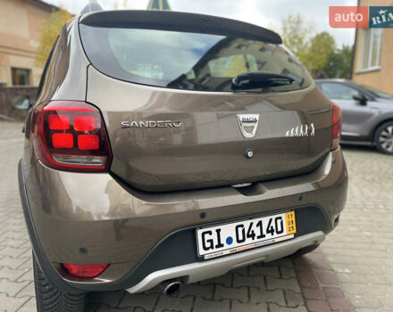 Дачия Sandero StepWay 2017 в Луцке на Automoto.ua Коричневый Дачия Sandero StepWay, объемом двигателя 0.9 л и пробегом 137 тыс. км за 8699 $, фото 13 на Automoto.ua