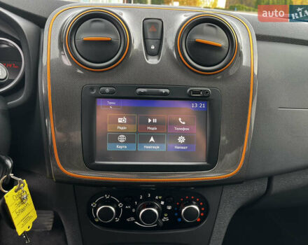 Коричневый Дачия Sandero StepWay, объемом двигателя 0.9 л и пробегом 137 тыс. км за 8699 $, фото 27 на Automoto.ua