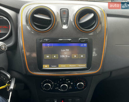 Дачия Sandero StepWay 2017 в Луцке на Automoto.ua Коричневый Дачия Sandero StepWay, объемом двигателя 0.9 л и пробегом 137 тыс. км за 8699 $, фото 27 на Automoto.ua