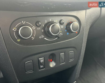 Дачия Sandero StepWay 2017 в Луцке на Automoto.ua Коричневый Дачия Sandero StepWay, объемом двигателя 0.9 л и пробегом 137 тыс. км за 8699 $, фото 28 на Automoto.ua