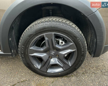 Коричневый Дачия Sandero StepWay, объемом двигателя 0.9 л и пробегом 137 тыс. км за 8699 $, фото 49 на Automoto.ua