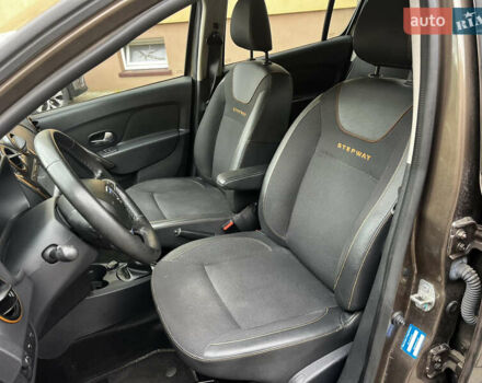 Дачия Sandero StepWay 2017 в Луцке на Automoto.ua Коричневый Дачия Sandero StepWay, объемом двигателя 0.9 л и пробегом 137 тыс. км за 8699 $, фото 21 на Automoto.ua
