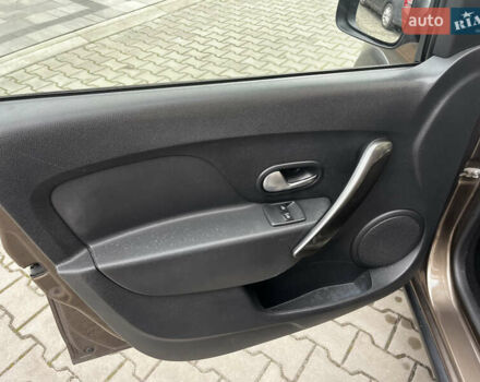 Дачия Sandero StepWay 2017 в Луцке на Automoto.ua Коричневый Дачия Sandero StepWay, объемом двигателя 0.9 л и пробегом 137 тыс. км за 8699 $, фото 22 на Automoto.ua