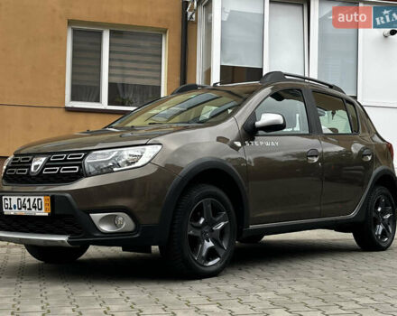 Дачия Sandero StepWay 2017 в Луцке на Automoto.ua Коричневый Дачия Sandero StepWay, объемом двигателя 0.9 л и пробегом 137 тыс. км за 8699 $, фото 7 на Automoto.ua