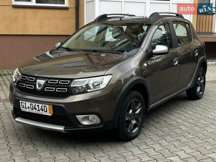 Дачия Sandero StepWay 2017 в Луцке на Automoto.ua Коричневый Дачия Sandero StepWay, объемом двигателя 0.9 л и пробегом 137 тыс. км за 8699 $, фото 1 на Automoto.ua