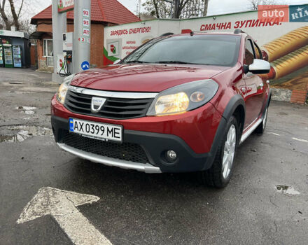 Красный Дачия Sandero StepWay, объемом двигателя 1.6 л и пробегом 100 тыс. км за 6700 $, фото 1 на Automoto.ua
