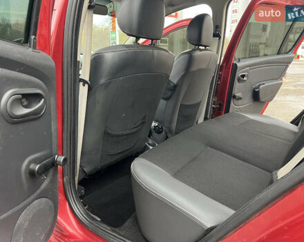 Красный Дачия Sandero StepWay, объемом двигателя 1.6 л и пробегом 100 тыс. км за 6700 $, фото 22 на Automoto.ua