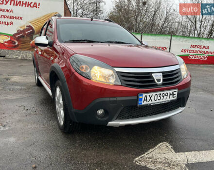 Красный Дачия Sandero StepWay, объемом двигателя 1.6 л и пробегом 100 тыс. км за 6700 $, фото 3 на Automoto.ua