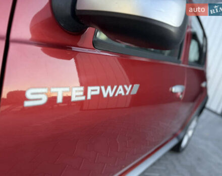 Дачия Sandero StepWay 2009 в Владимир-Волынский на Automoto.ua Красный Дачия Sandero StepWay, объемом двигателя 1.5 л и пробегом 205 тыс. км за 6700 $, фото 7 на Automoto.ua