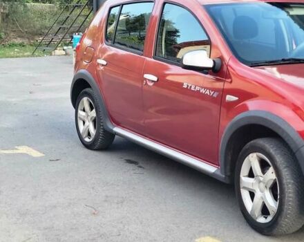 Красный Дачия Sandero StepWay, объемом двигателя 1.6 л и пробегом 127 тыс. км за 5600 $, фото 8 на Automoto.ua