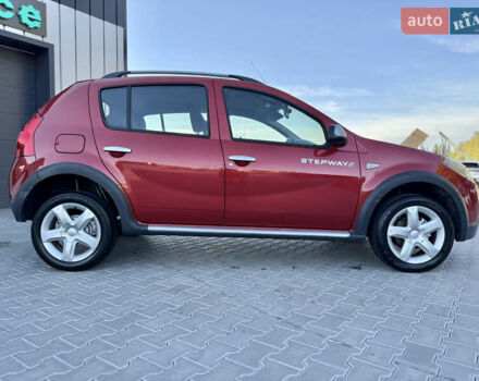 Дачия Sandero StepWay 2009 в Владимир-Волынский на Automoto.ua Красный Дачия Sandero StepWay, объемом двигателя 1.5 л и пробегом 205 тыс. км за 6700 $, фото 28 на Automoto.ua