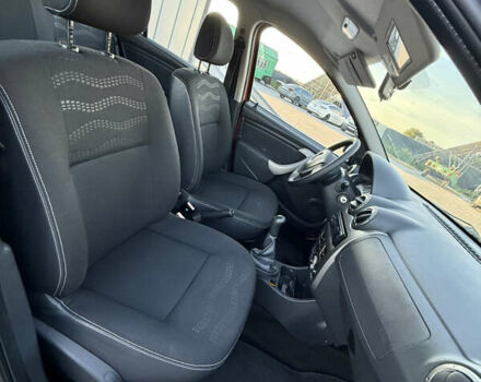 Красный Дачия Sandero StepWay, объемом двигателя 1.5 л и пробегом 205 тыс. км за 6700 $, фото 66 на Automoto.ua