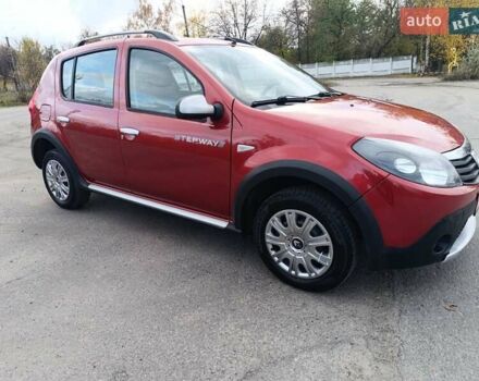 Красный Дачия Sandero StepWay, объемом двигателя 1.6 л и пробегом 183 тыс. км за 5799 $, фото 5 на Automoto.ua