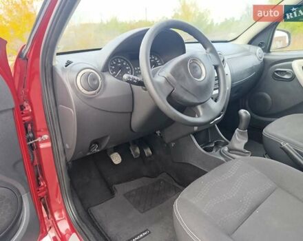 Красный Дачия Sandero StepWay, объемом двигателя 1.6 л и пробегом 183 тыс. км за 5799 $, фото 9 на Automoto.ua
