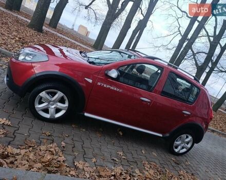 Красный Дачия Sandero StepWay, объемом двигателя 1.6 л и пробегом 145 тыс. км за 7300 $, фото 1 на Automoto.ua