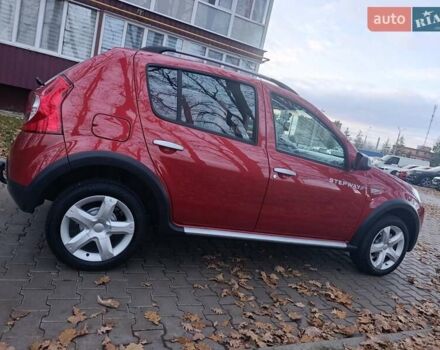 Красный Дачия Sandero StepWay, объемом двигателя 1.6 л и пробегом 145 тыс. км за 7300 $, фото 4 на Automoto.ua