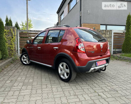 Красный Дачия Sandero StepWay, объемом двигателя 1.6 л и пробегом 145 тыс. км за 6549 $, фото 35 на Automoto.ua