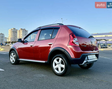 Красный Дачия Sandero StepWay, объемом двигателя 1.46 л и пробегом 228 тыс. км за 7300 $, фото 2 на Automoto.ua