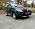Красный Дачия Sandero StepWay, объемом двигателя 1.6 л и пробегом 140 тыс. км за 7100 $, фото 1 на Automoto.ua