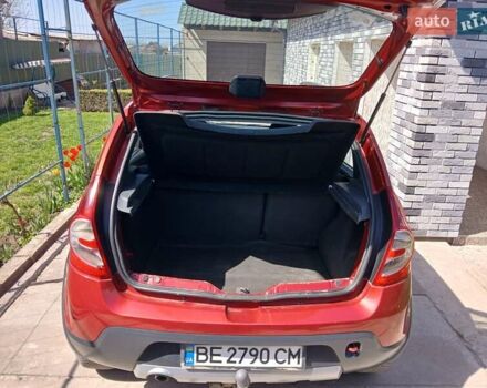 Красный Дачия Sandero StepWay, объемом двигателя 1.46 л и пробегом 182 тыс. км за 6500 $, фото 9 на Automoto.ua
