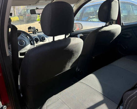 Красный Дачия Sandero StepWay, объемом двигателя 1.6 л и пробегом 220 тыс. км за 6000 $, фото 6 на Automoto.ua