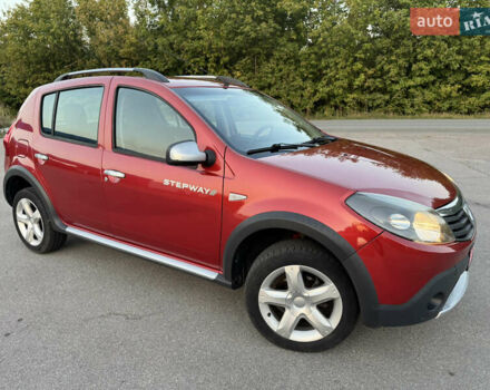 Красный Дачия Sandero StepWay, объемом двигателя 1.6 л и пробегом 111 тыс. км за 6100 $, фото 14 на Automoto.ua