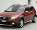 Красный Дачия Sandero StepWay, объемом двигателя 1.6 л и пробегом 207 тыс. км за 6650 $, фото 1 на Automoto.ua