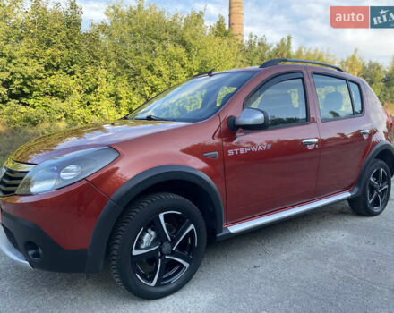 Дачия Sandero StepWay 2011 в Хороле на Automoto.ua Красный Дачия Sandero StepWay, объемом двигателя 1.6 л и пробегом 174 тыс. км за 6700 $, фото 9 на Automoto.ua