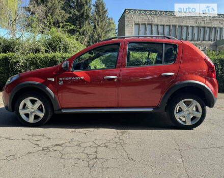 Червоний Дачія Sandero StepWay, об'ємом двигуна 1.6 л та пробігом 163 тис. км за 6950 $, фото 5 на Automoto.ua