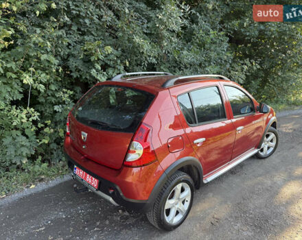 Дачия Sandero StepWay 2011 в Ровно на Automoto.ua Красный Дачия Sandero StepWay, объемом двигателя 1.6 л и пробегом 220 тыс. км за 6800 $, фото 5 на Automoto.ua