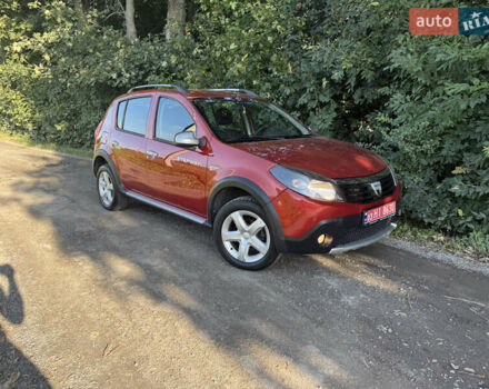 Дачия Sandero StepWay 2011 в Ровно на Automoto.ua Красный Дачия Sandero StepWay, объемом двигателя 1.6 л и пробегом 220 тыс. км за 6800 $, фото 1 на Automoto.ua