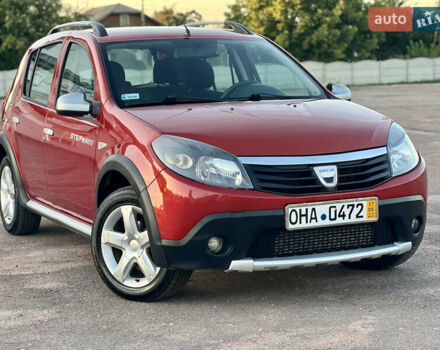 Красный Дачия Sandero StepWay, объемом двигателя 1.5 л и пробегом 150 тыс. км за 6550 $, фото 2 на Automoto.ua