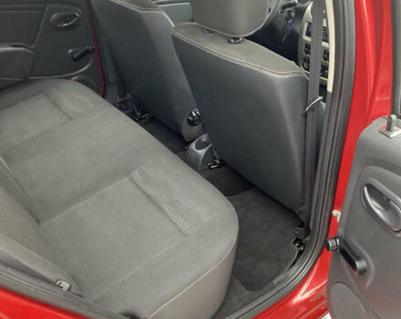 Красный Дачия Sandero StepWay, объемом двигателя 1.6 л и пробегом 179 тыс. км за 6700 $, фото 21 на Automoto.ua