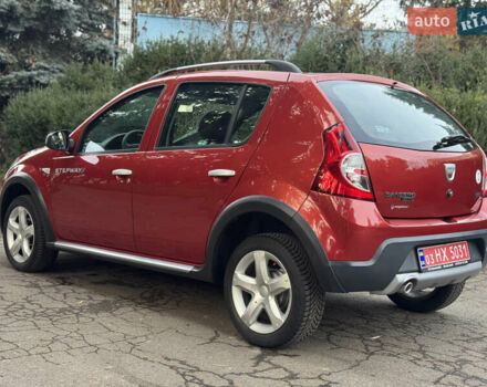 Красный Дачия Sandero StepWay, объемом двигателя 1.6 л и пробегом 135 тыс. км за 6750 $, фото 7 на Automoto.ua