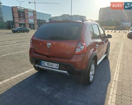 Красный Дачия Sandero StepWay, объемом двигателя 1.46 л и пробегом 212 тыс. км за 7100 $, фото 7 на Automoto.ua