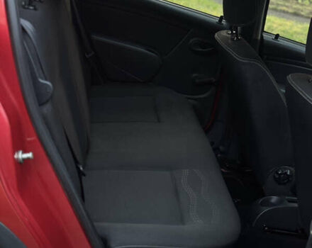 Красный Дачия Sandero StepWay, объемом двигателя 1.6 л и пробегом 135 тыс. км за 6750 $, фото 18 на Automoto.ua