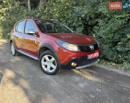 Дачия Sandero StepWay 2011 в Ровно на Automoto.ua Красный Дачия Sandero StepWay, объемом двигателя 1.6 л и пробегом 220 тыс. км за 6800 $, фото 3 на Automoto.ua